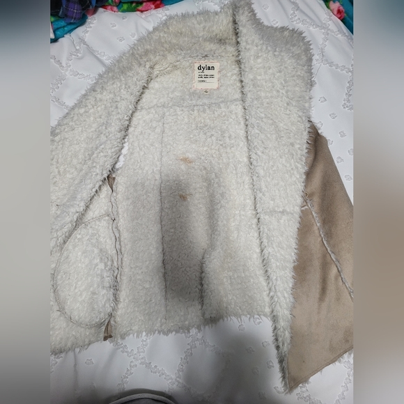 Sherpa lined suede open vest - Picture 2 of 5